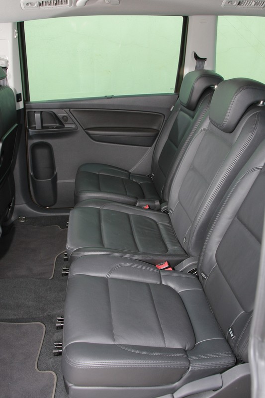 Seat Alhambra 2.0 TDI: mało sportu, dużo miejsca
