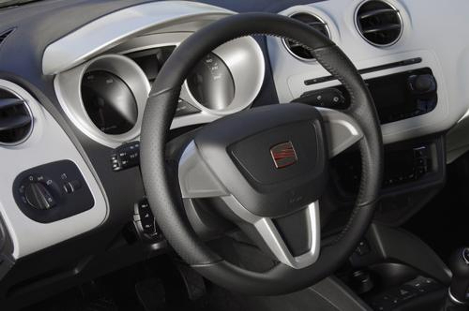 Seat Ibiza Sportcoupe - Maluch na sportowo