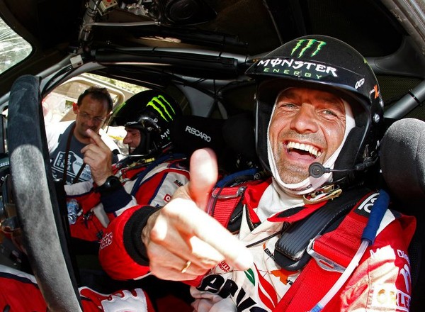 Dakar 2012: Historyczna chwila dla Hołowczyca. Wygrał etap Dakaru!