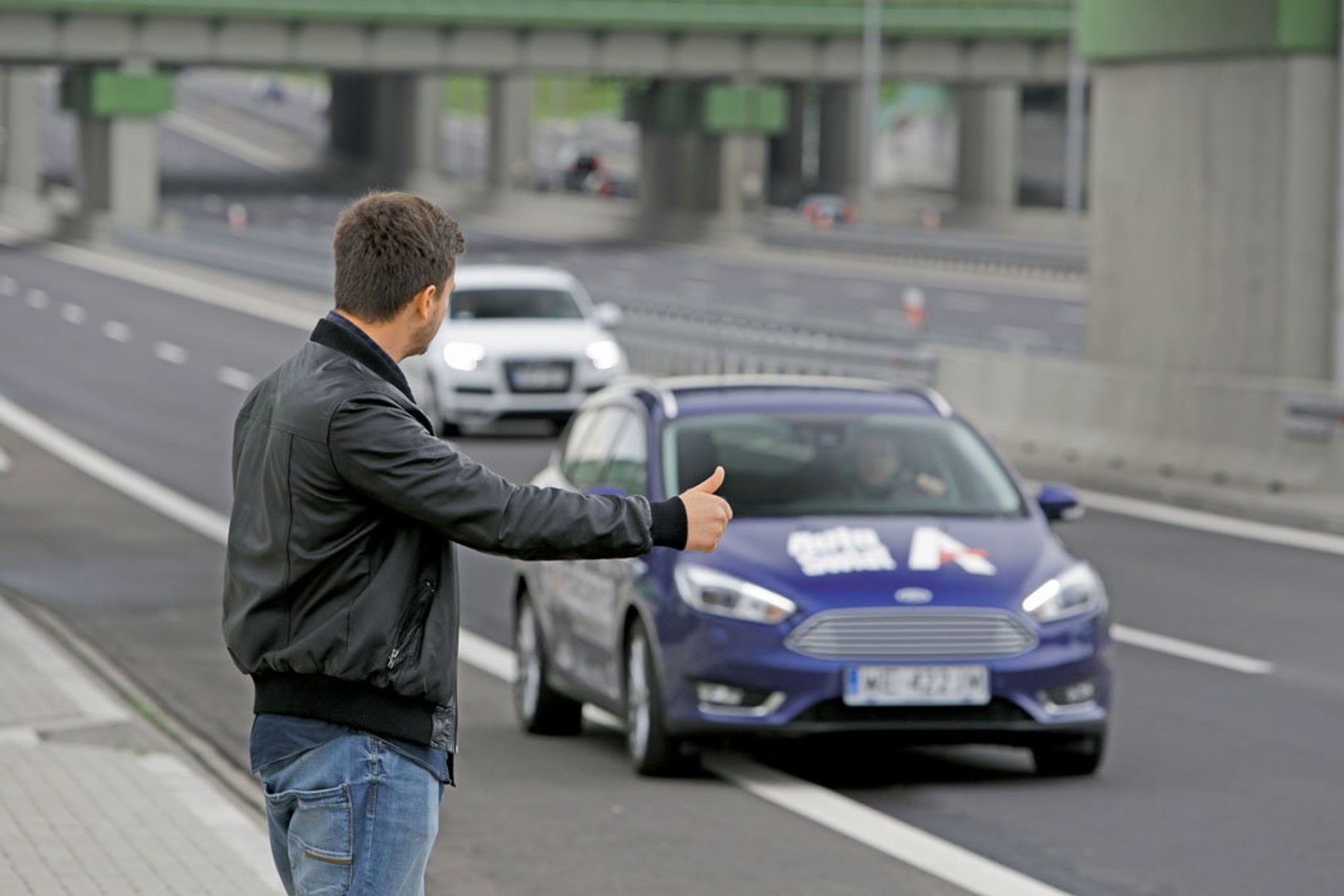 Zabieranie autostopowiczów