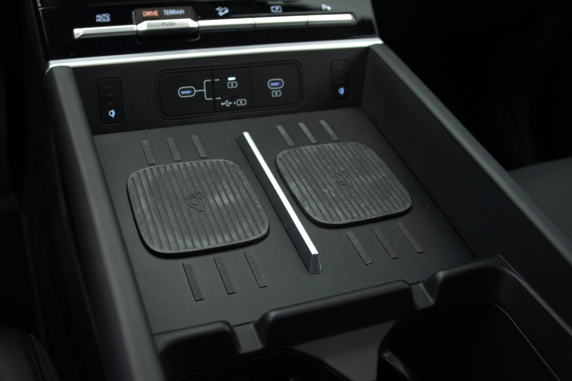 Hyundai Santa Fe Hybrid