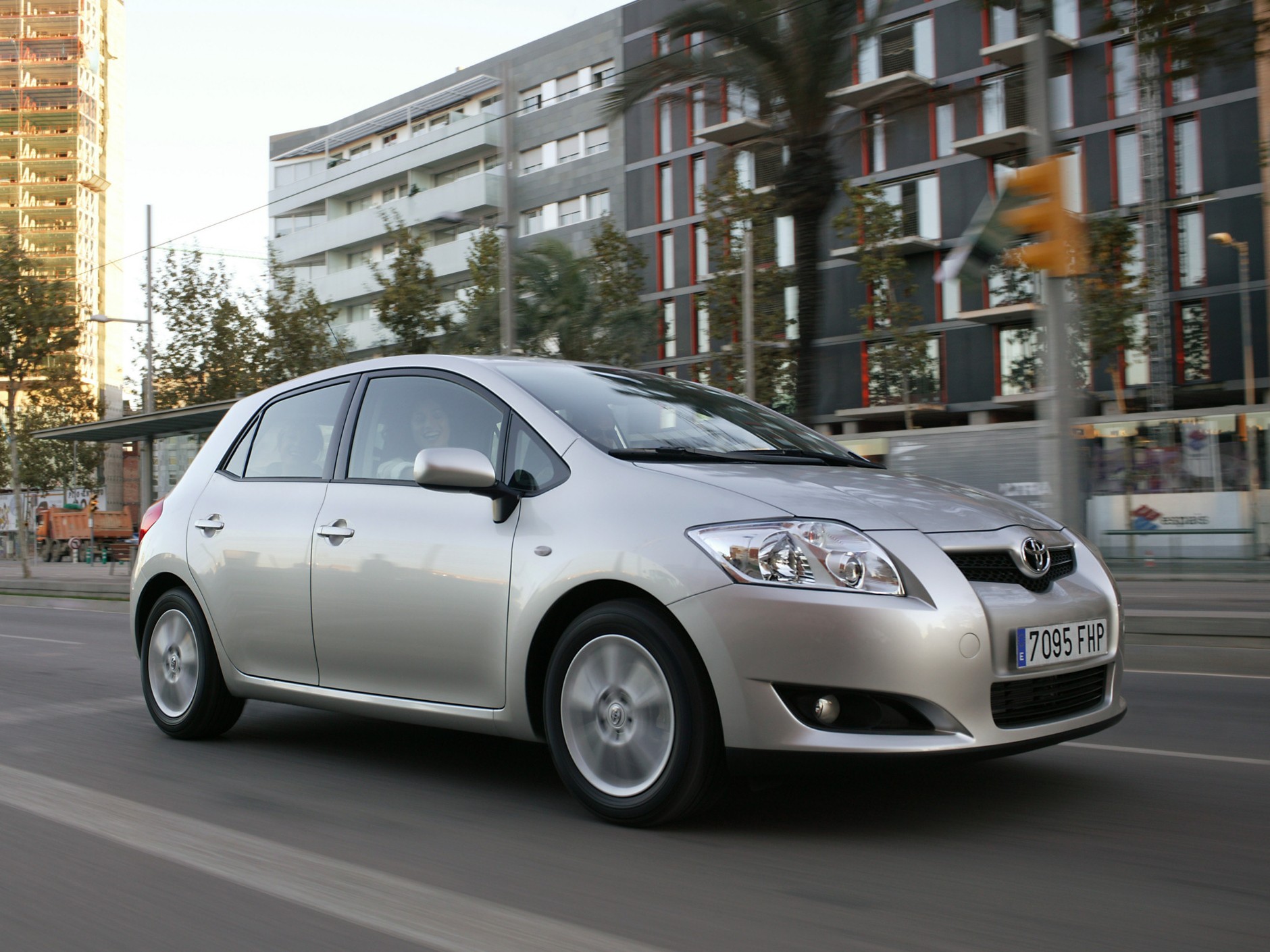 6. Toyota Auris (2006-)