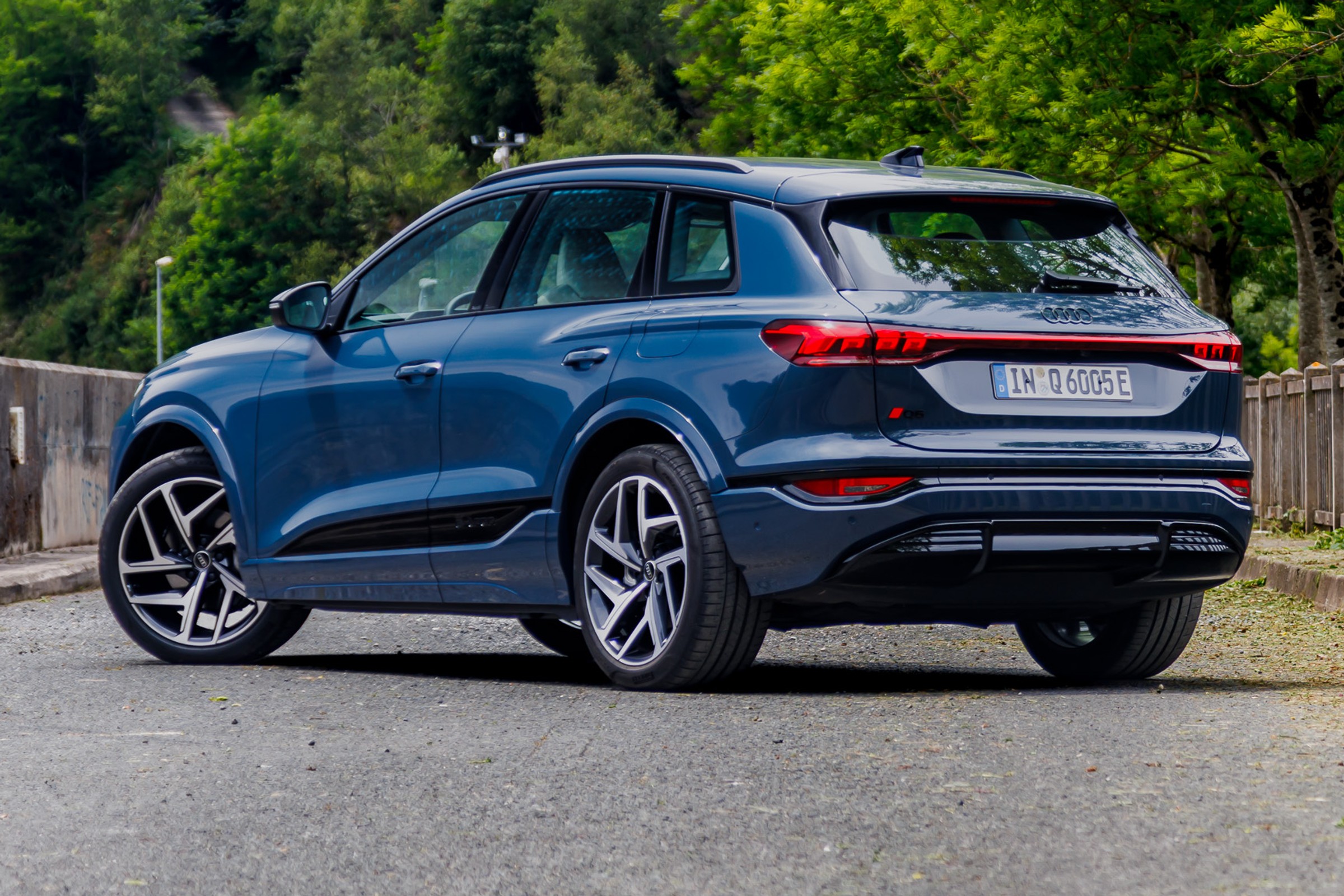 Wielkiego SUV-a Audi można mieć za tyle, co mniejszą Skodę. Sprawdziłem, skąd te okazje na abonament