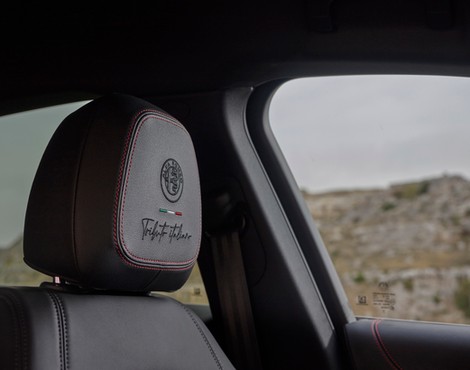Alfa Romeo Stelvio Tributo Italiano