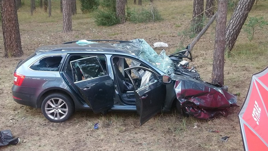 Zdjęcie z miejsca wypadku pod Bydgoszczą