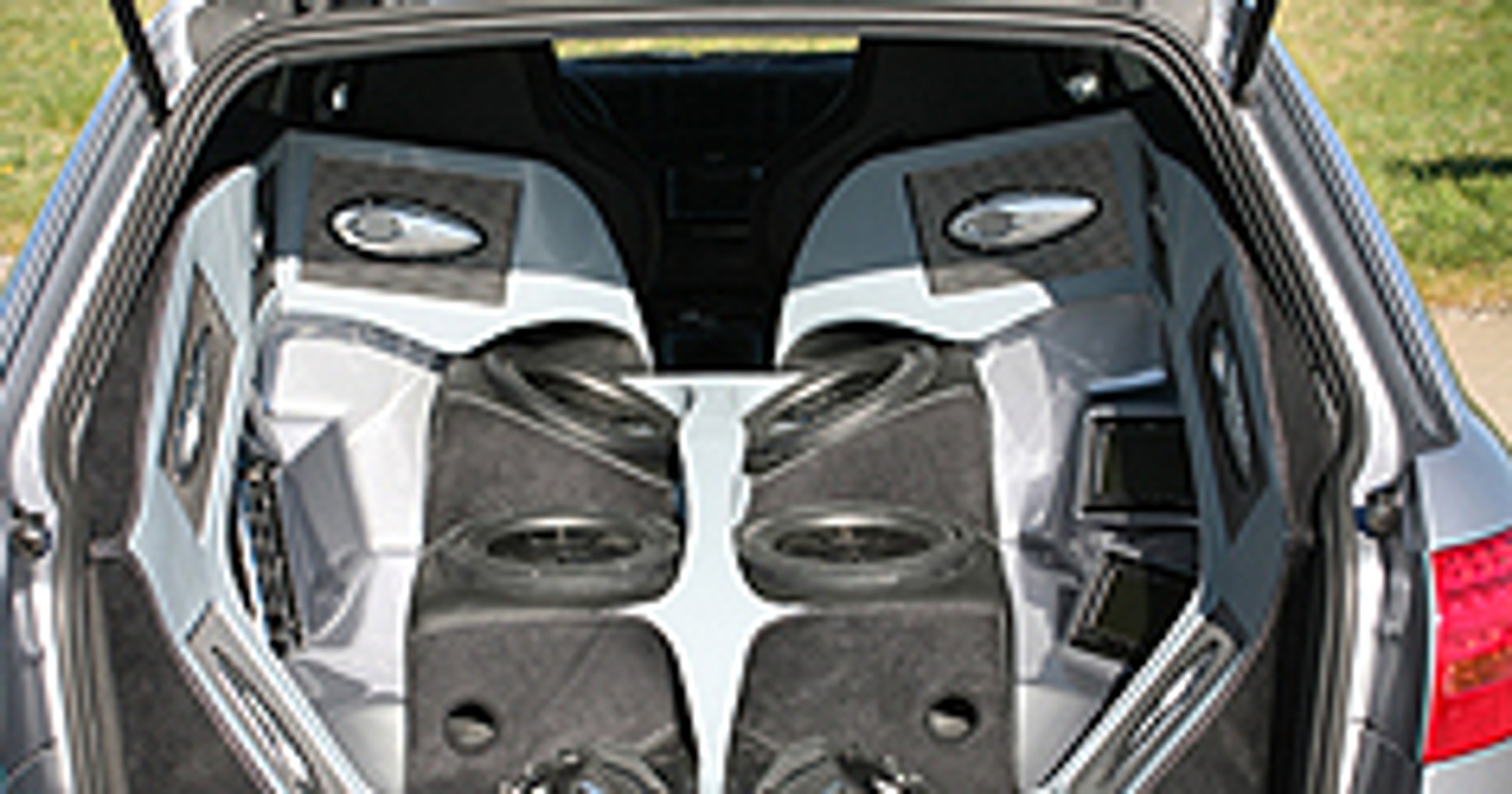 Car Audio - Moc pod kontrolą