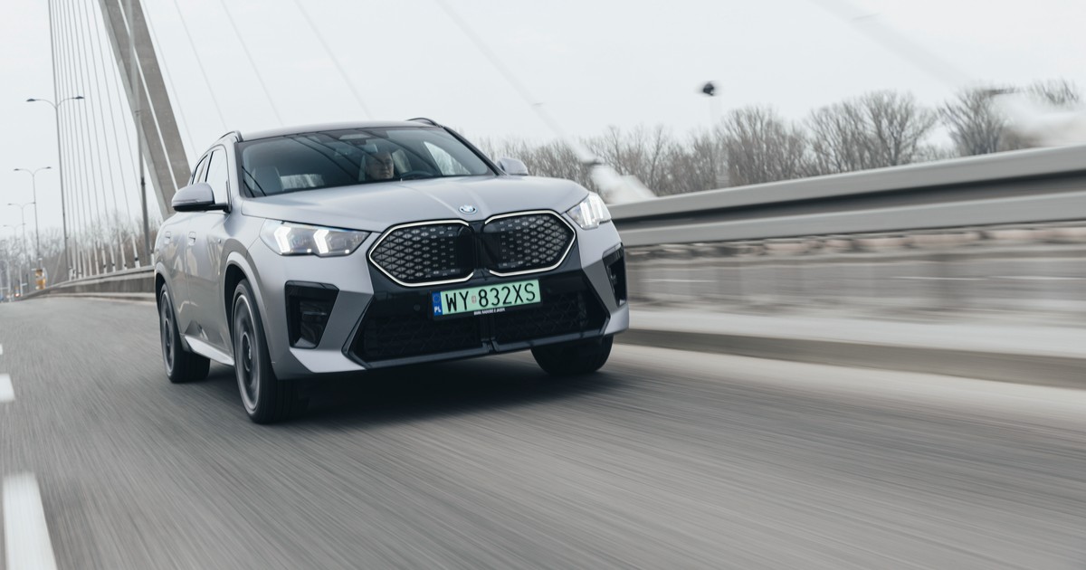 BMW iX2