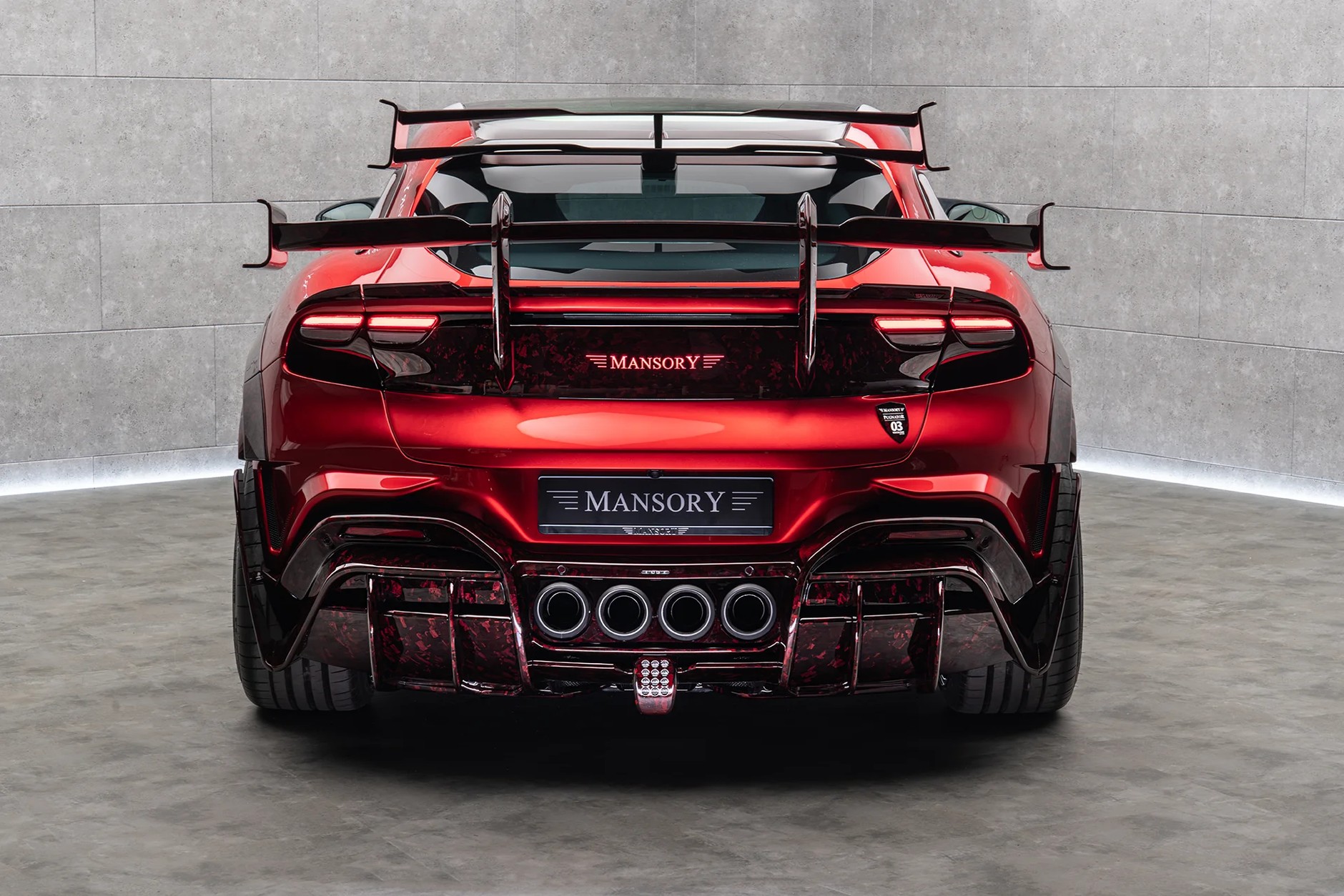 Mansory Pugnator Tricolore