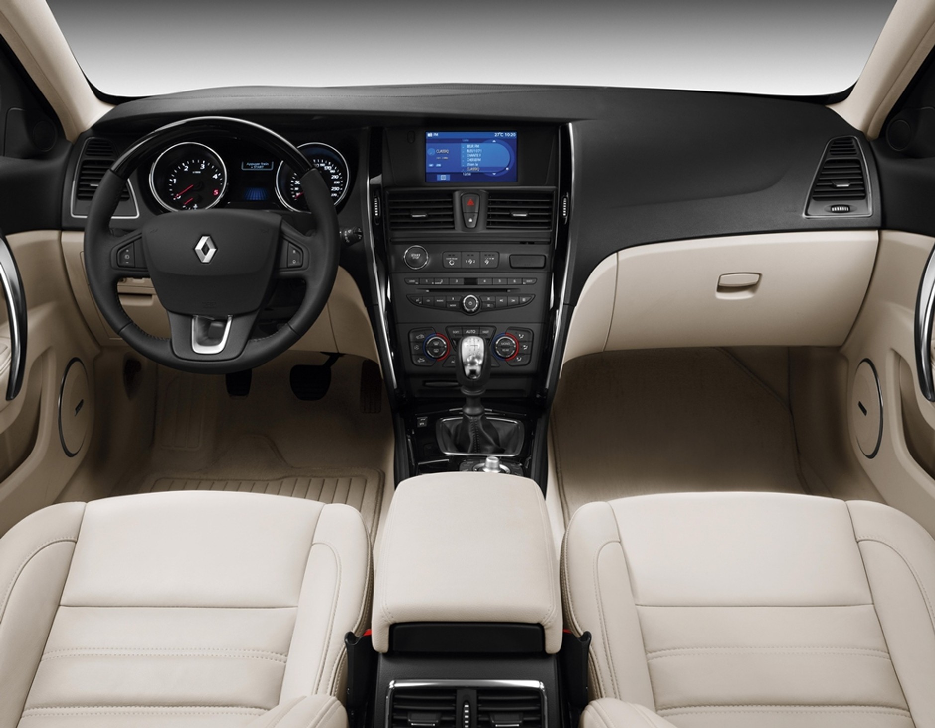 Renault Latitude – jonizuje, masuje, dopieszcza, robi dobrze