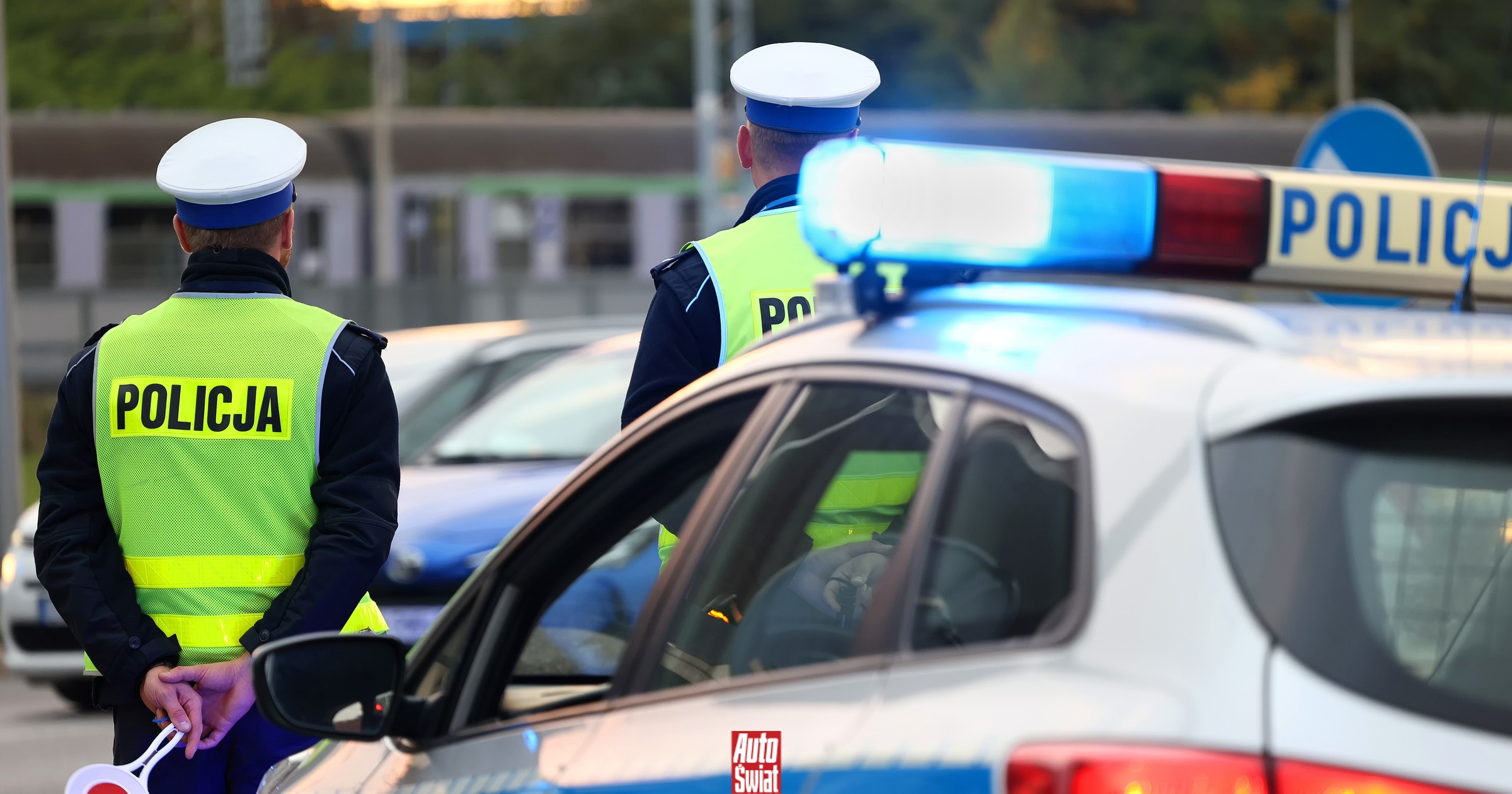 Krąży lista rzeczy, których nie możesz mieć w samochodzie. Sprawdziłem. Mocno naciągana