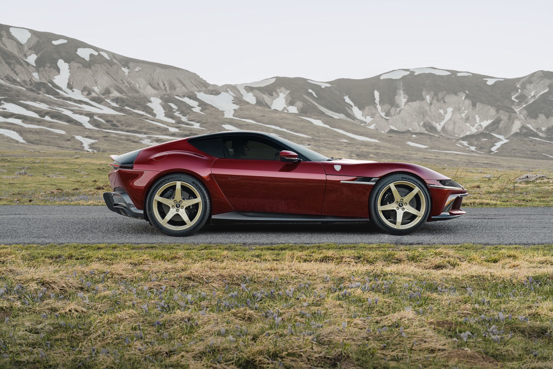 Ferrari 12 Cilindri Manuale