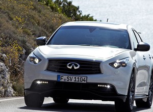 Infiniti FX Vettel Edition za 120 tys. euro
