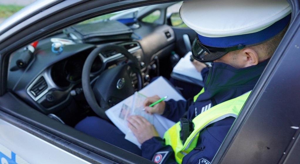 Akcja "Cisza na drodze. Policjanci i inspektorzy ITD dawali mandaty za hałas