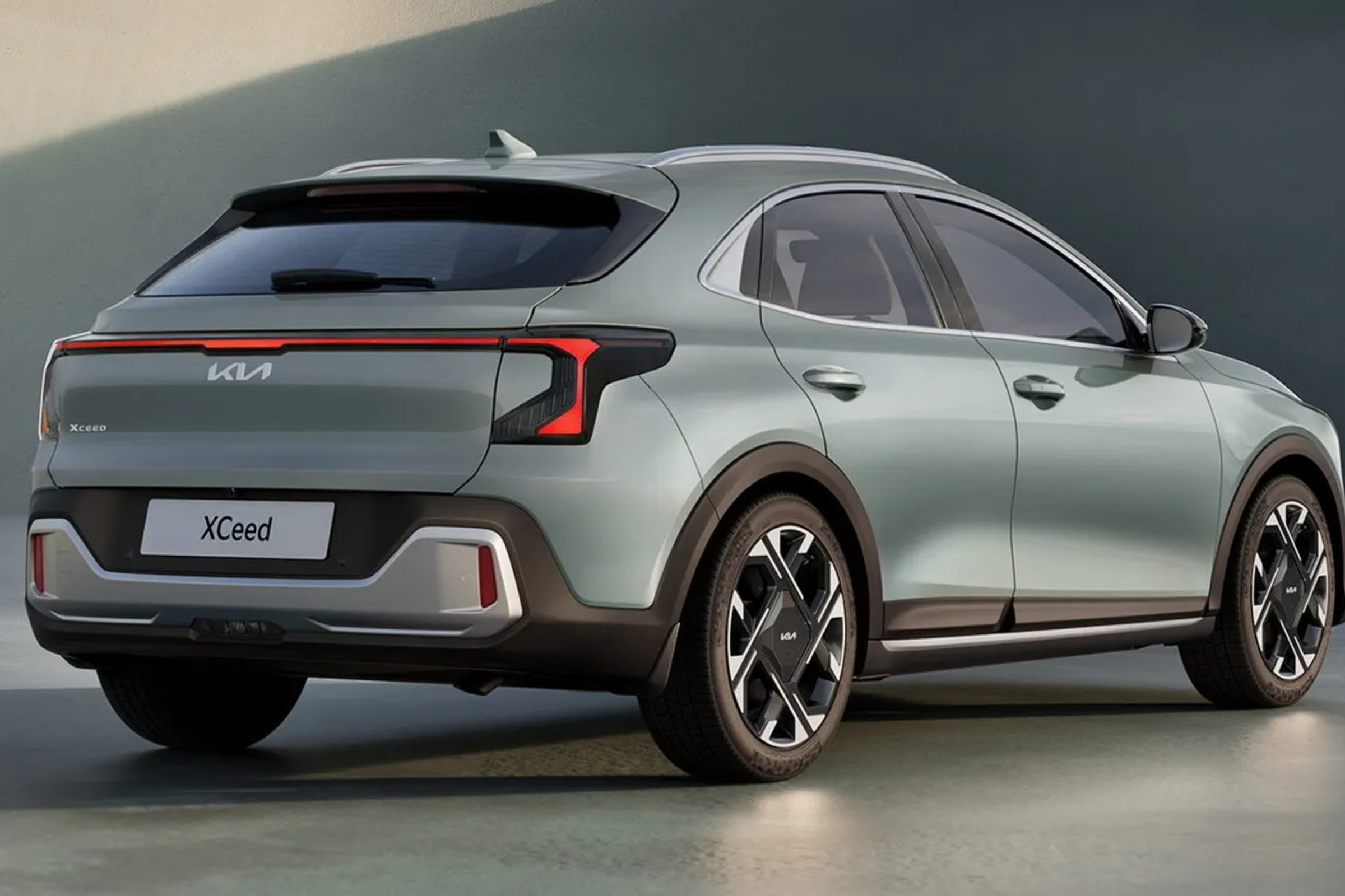 Kia zatraciła się w SUV-ach. XCeed pokazuje, że klientów rozbolą głowy od wyboru
