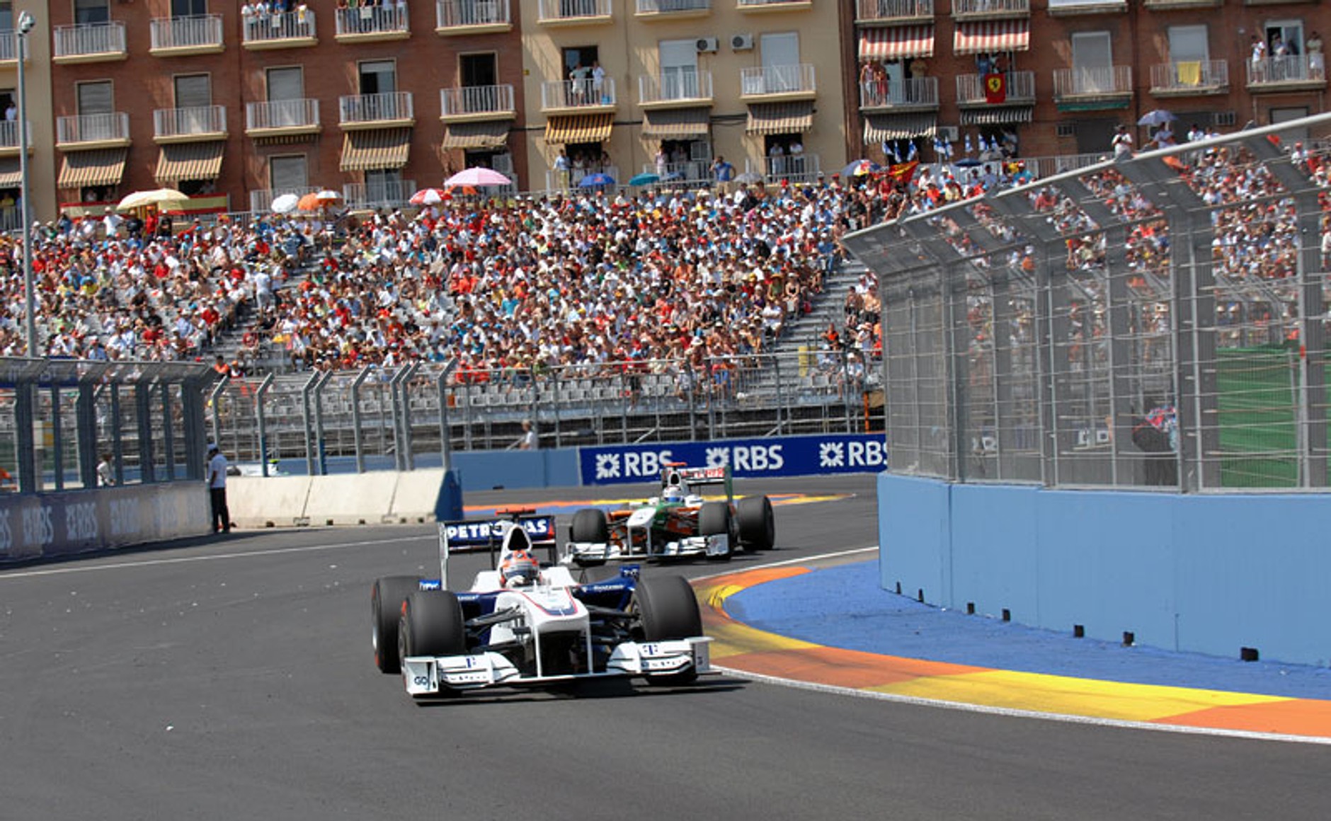 Grand Prix Europy 2009: szczęśliwy Barrichello (fotogaleria)