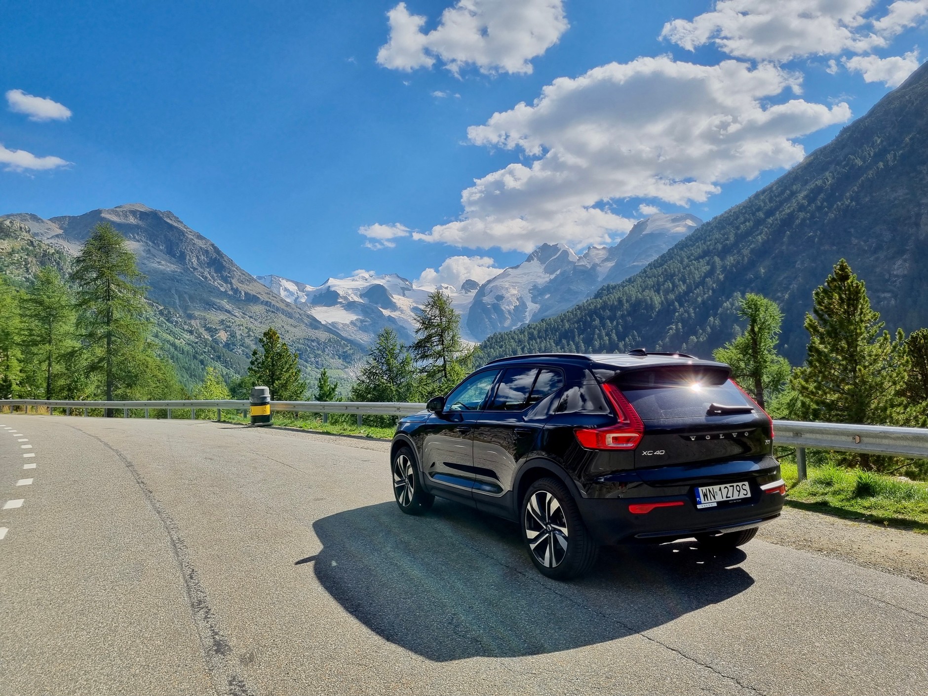 Volvo XC40 B3 Plus Dark