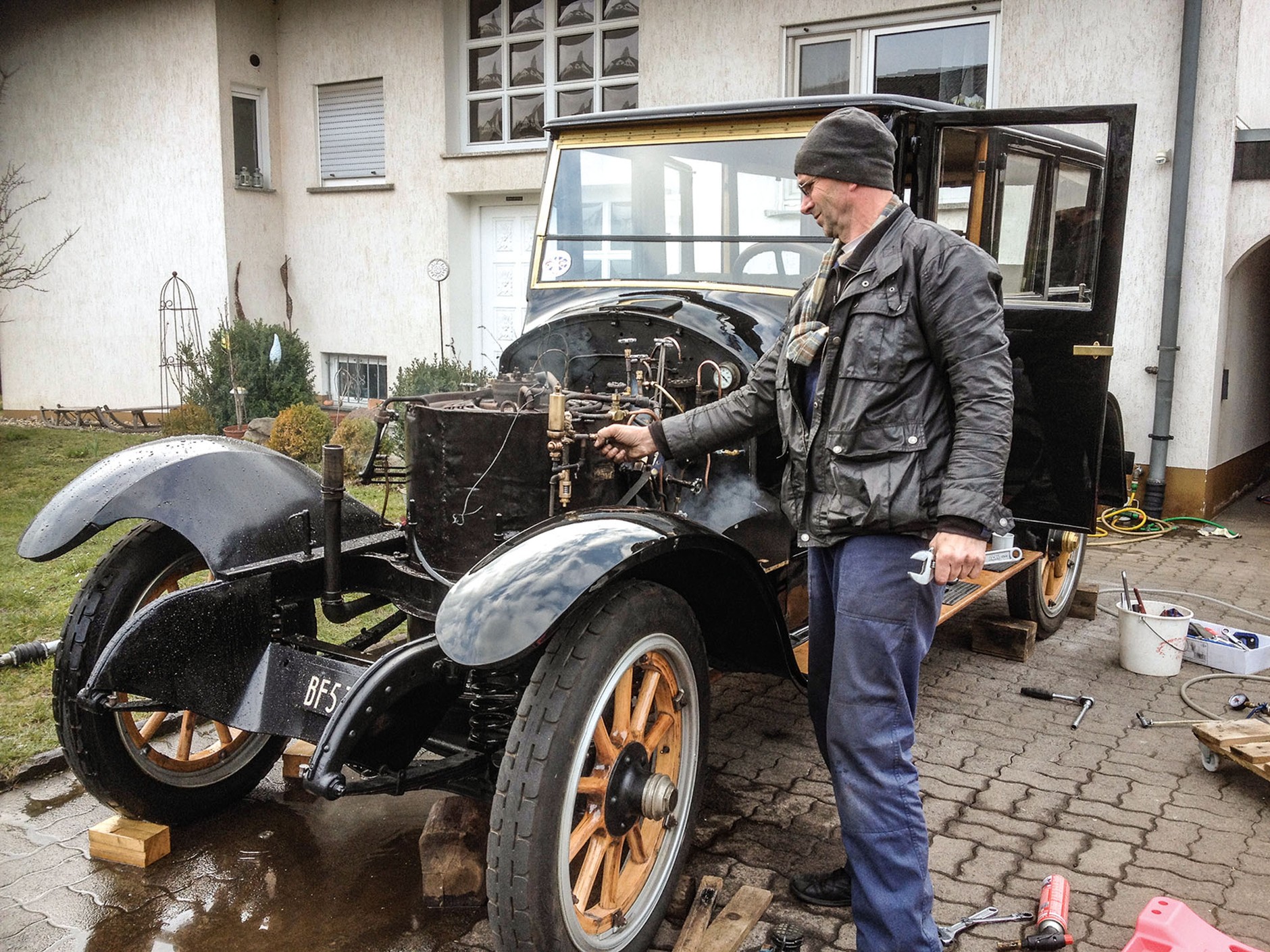 Stanley Steamer 735D - prawdziwa maszyna parowa