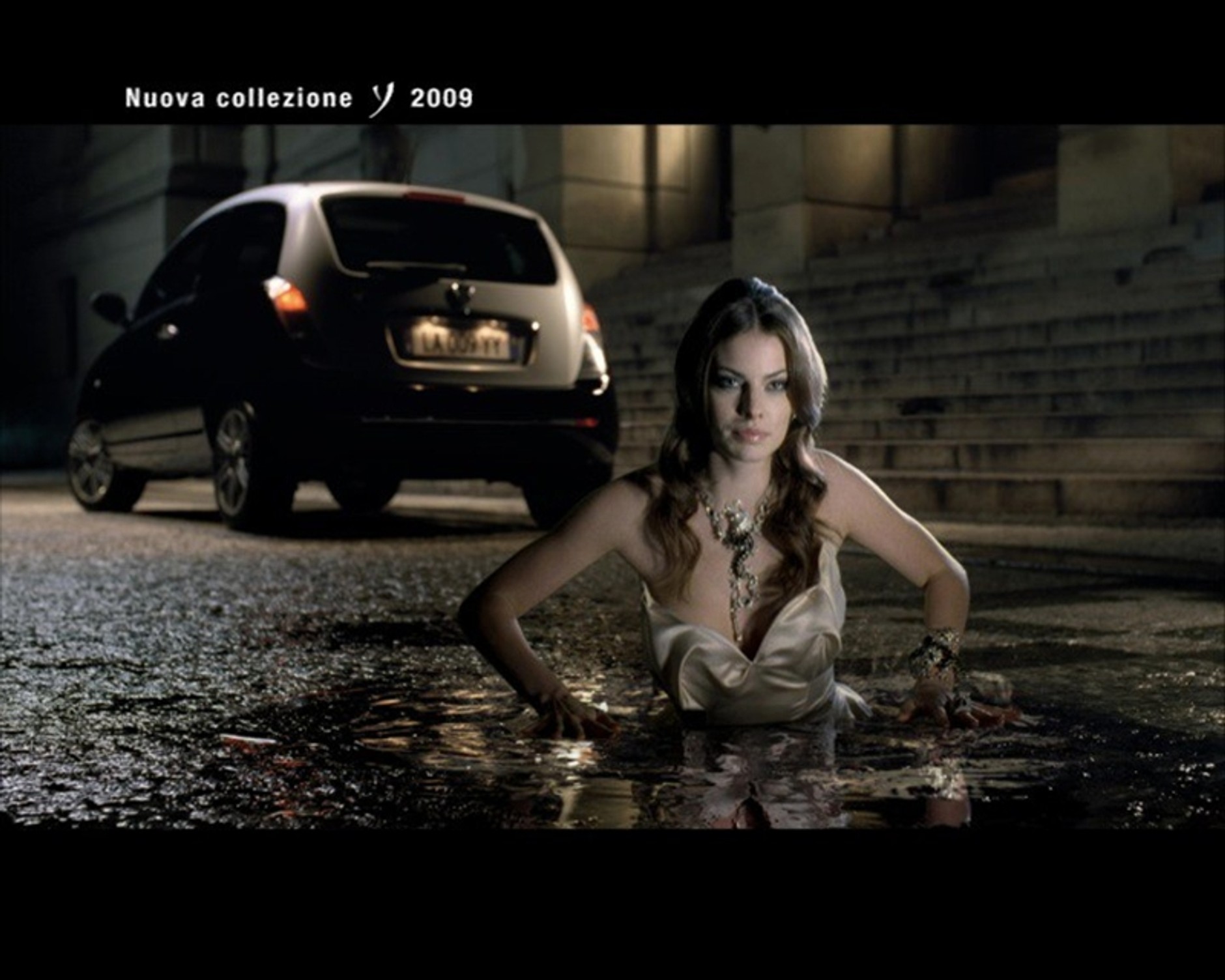 Lancia przyciąga zjawiskowe kobiety