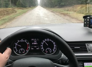 Jakimi autami jeżdżą kierowcy w Polsce?