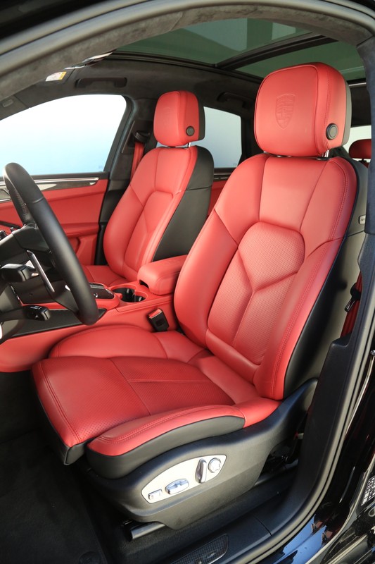 Porsche Macan S
