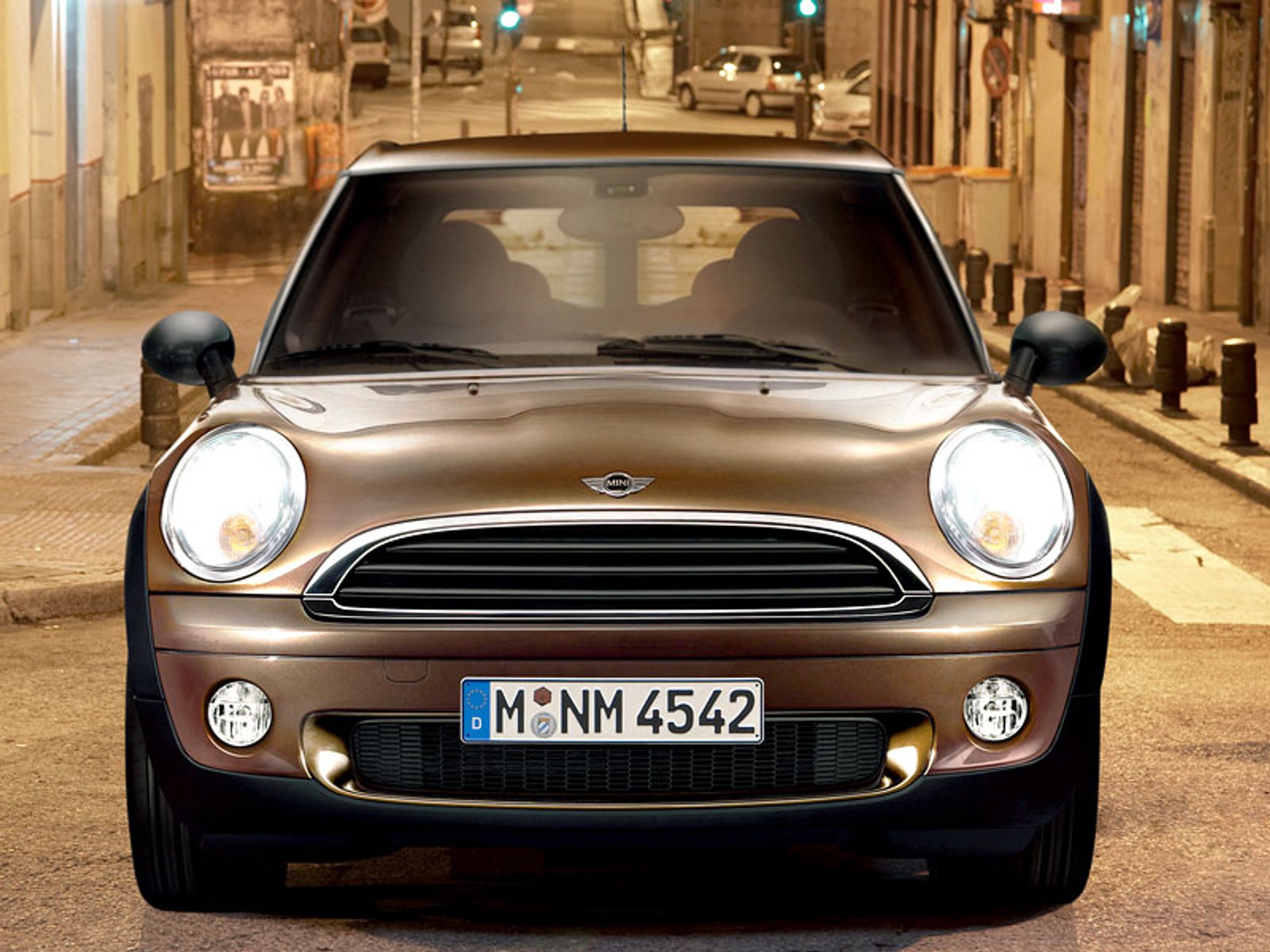 Mini One i Mini One Clubman z nowymi silnikami 1,4 (75 KM) i 1,4 (95 KM)
