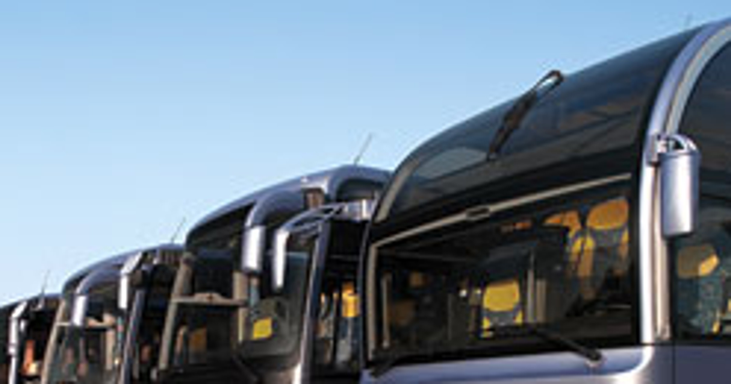Autobusy Temsa: Představení - Příchod do Česka