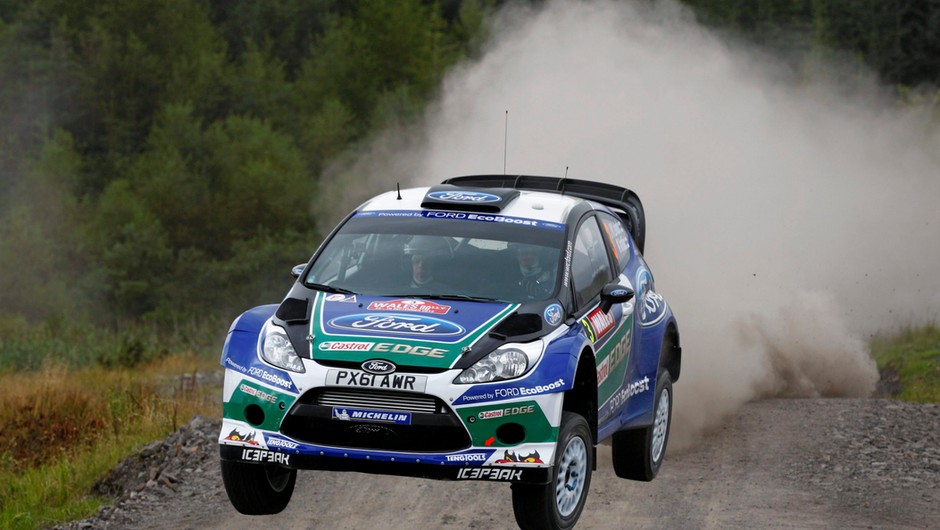 Rajd Wielkiej Brytanii 2012: Latvala na czele