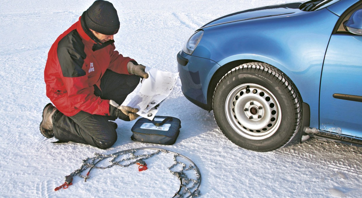 Zimowe wyjazdy - przygotuj samochód do drogi