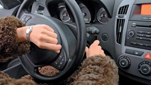 Jak tanio naprawić rozrusznik?