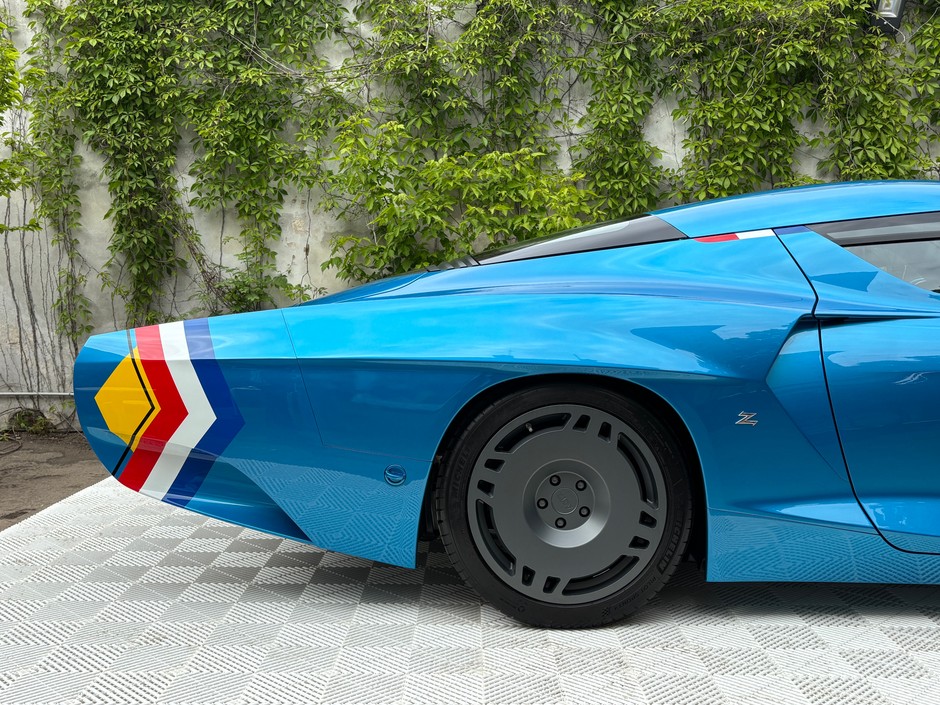 AGTZ Twin Tail