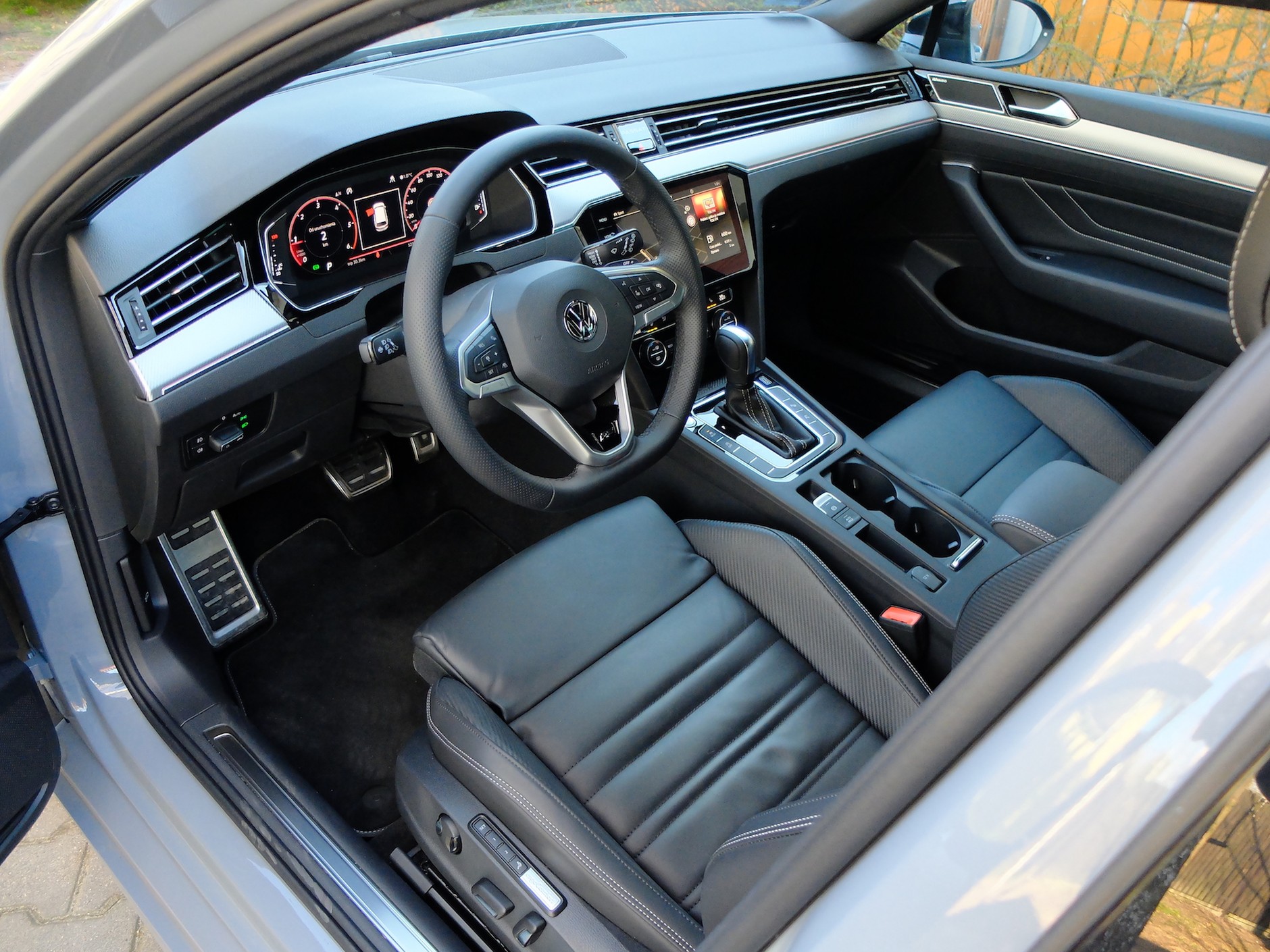 Volkswagen Passat R-Line Edition 2.0 TDI/240 KM