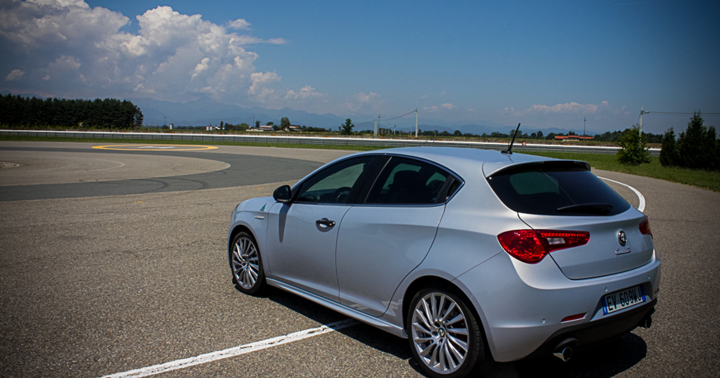 Alfa Romeo Giulietta "Quadrifoglio Verde"