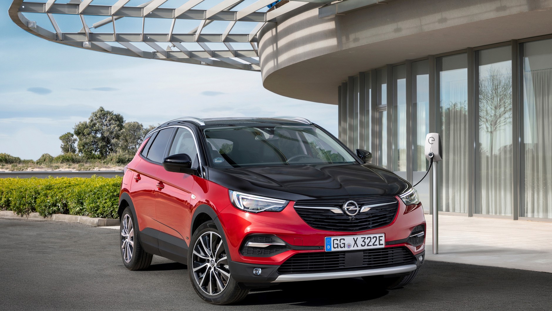 Opel Grandland X Hybrid4