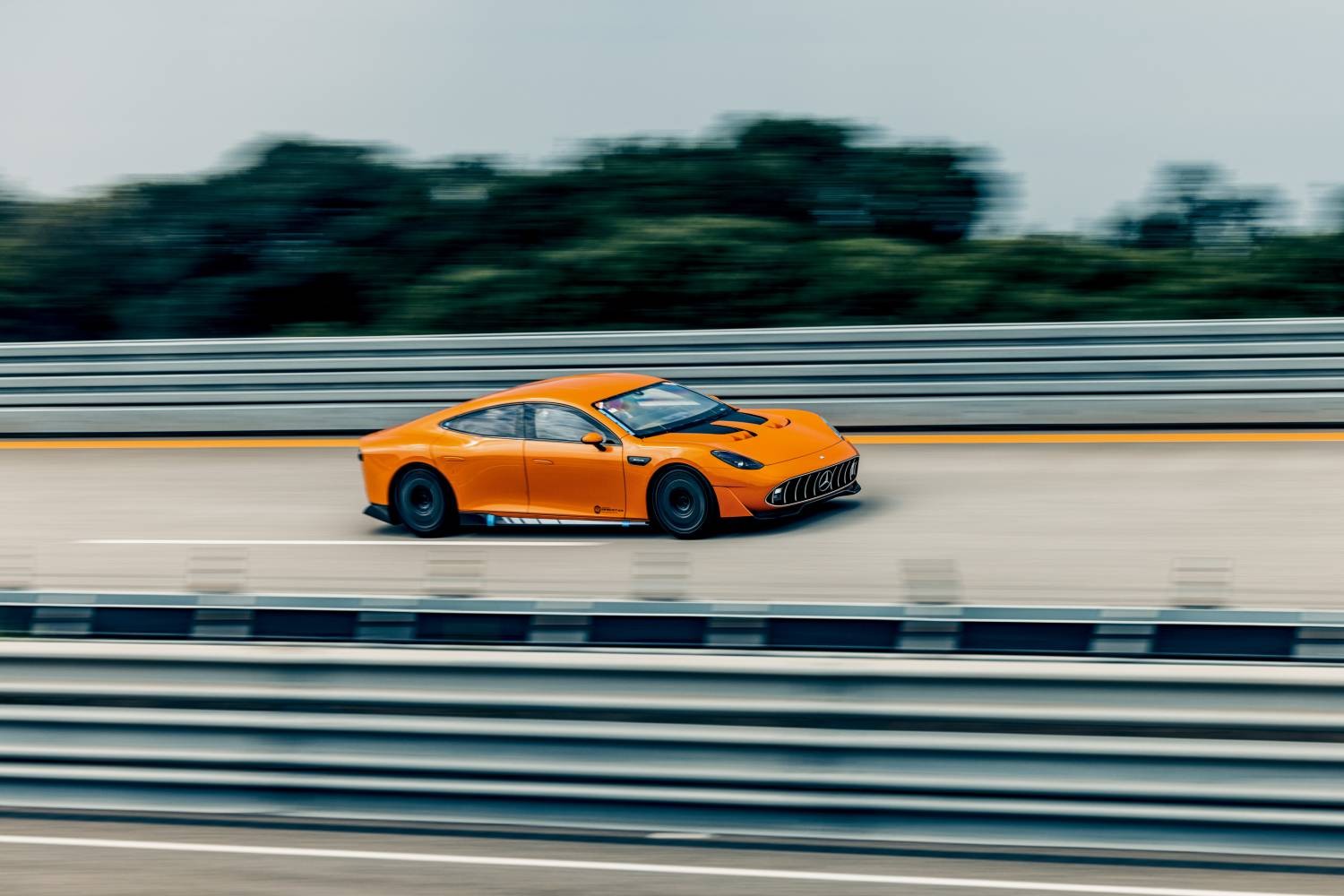 CONCEPT AMG GT XX na torze Nardo