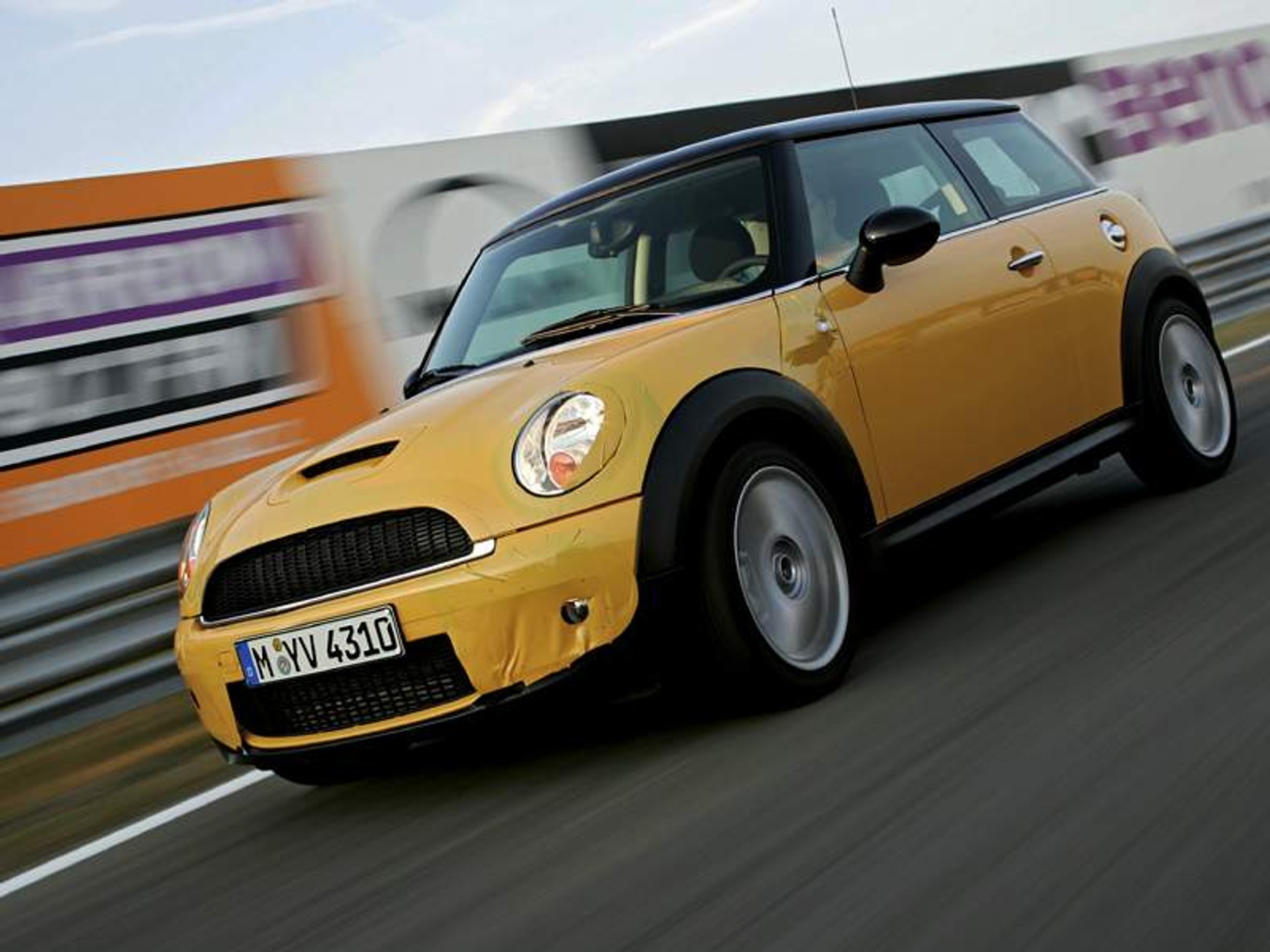 Przyjeżdża nowe Mini (pierwsze zdjęcia i informacje)