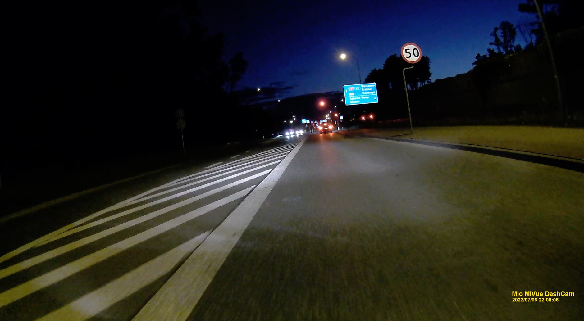 Test wideorejestratorów motocyklowych Mio MiVueM700 i MiVue M40