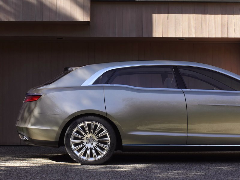Detroit 2008: Lincoln MKT Concept - luksusowy i ekologiczny crossover