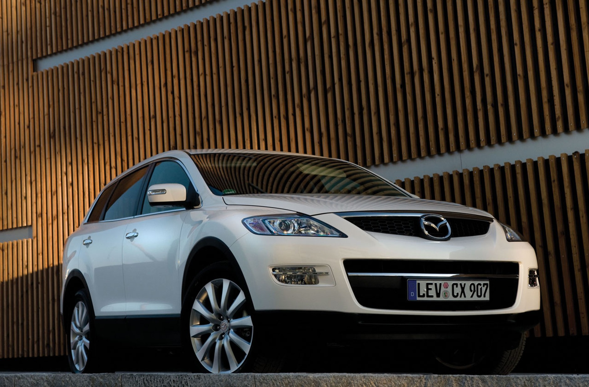 Mazda CX-9 - Wyjątkowy model dla kulkudziesięciu wybrańców