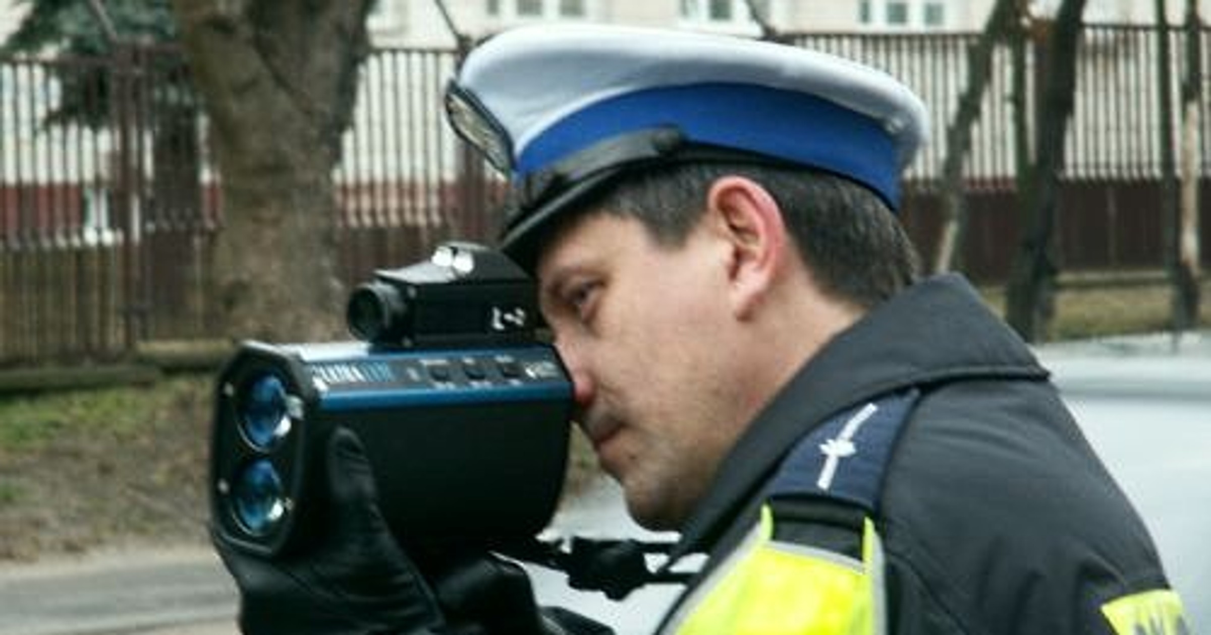 Czym policja mierzy prędkość?