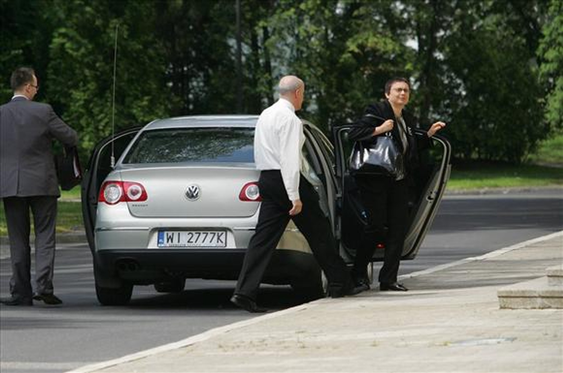 Nowe auta w rządzie. By żyło się lepiej