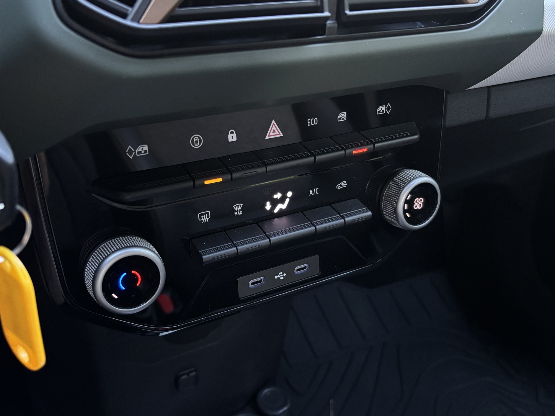 Dacia Spring 100 Extreme