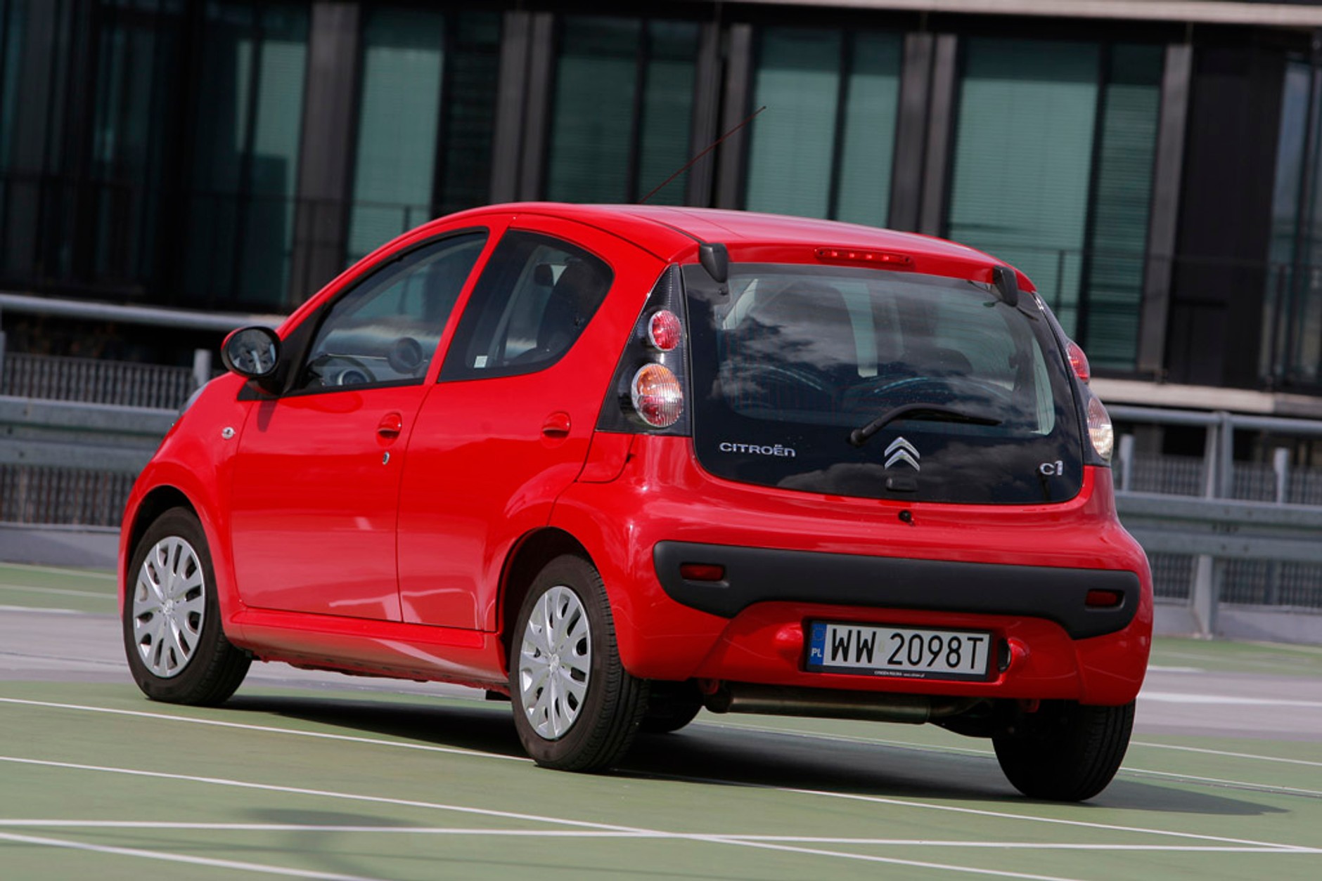 Citroen C1: czy pokona rywali