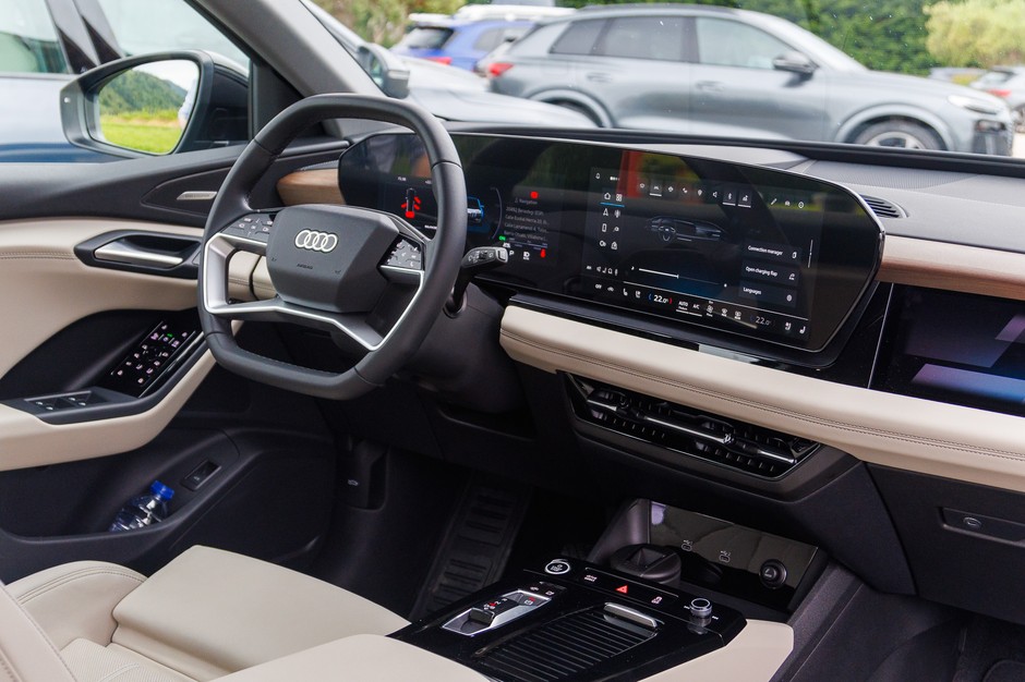 Audi Q6 e-tron