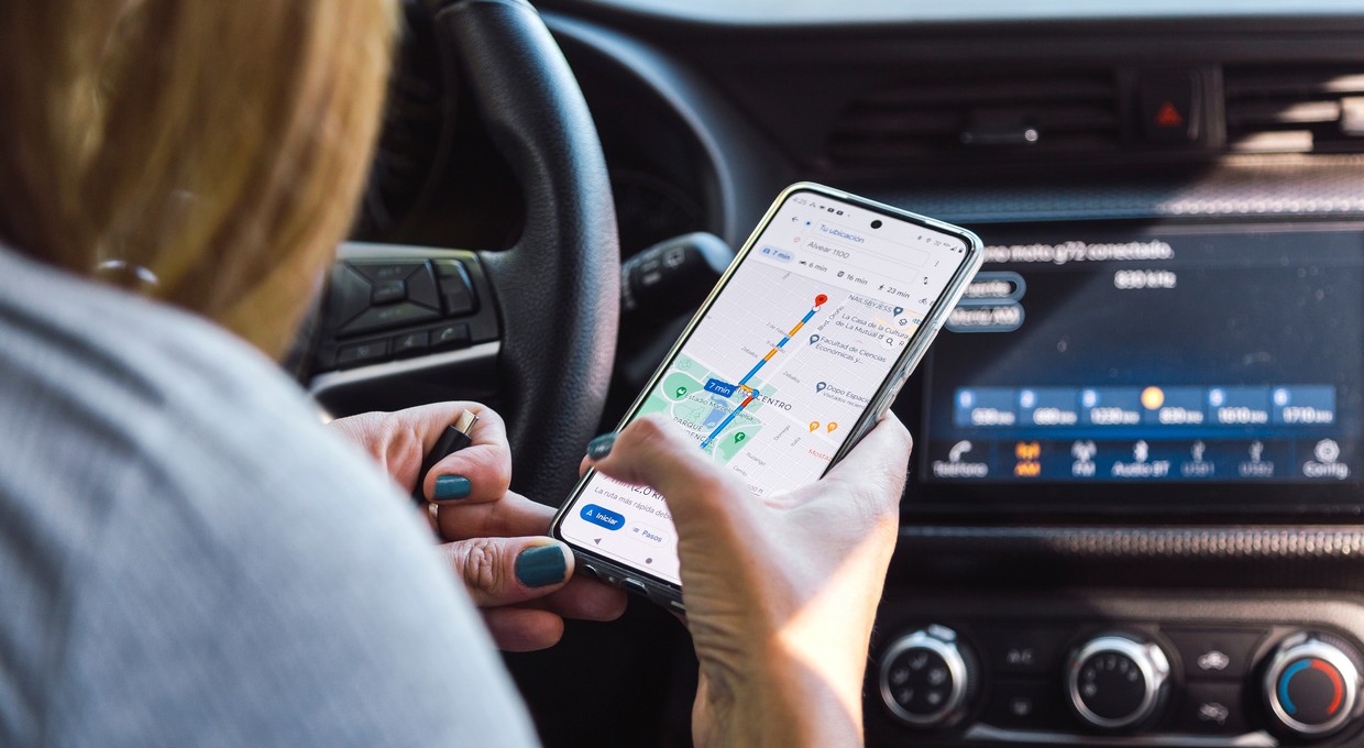 Polak może, Niemiec nie. Za taką konfigurację Google Maps można dostać mandat