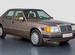 30-letni Mercedes W124 bez przebiegu do kupienia!