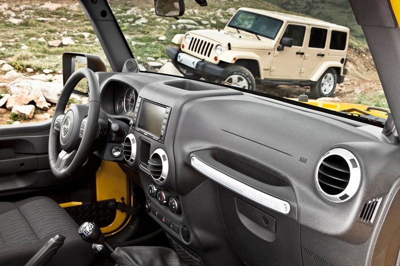 Jeep Wrangler wewnętrznie piękniejszy
