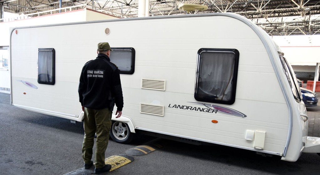 Straż Graniczna odzyskała przyczepę kempingową o wartości ok. 44 tys. zł