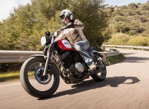 Yamaha SCR 950 - scrambler czy może dirt-track?