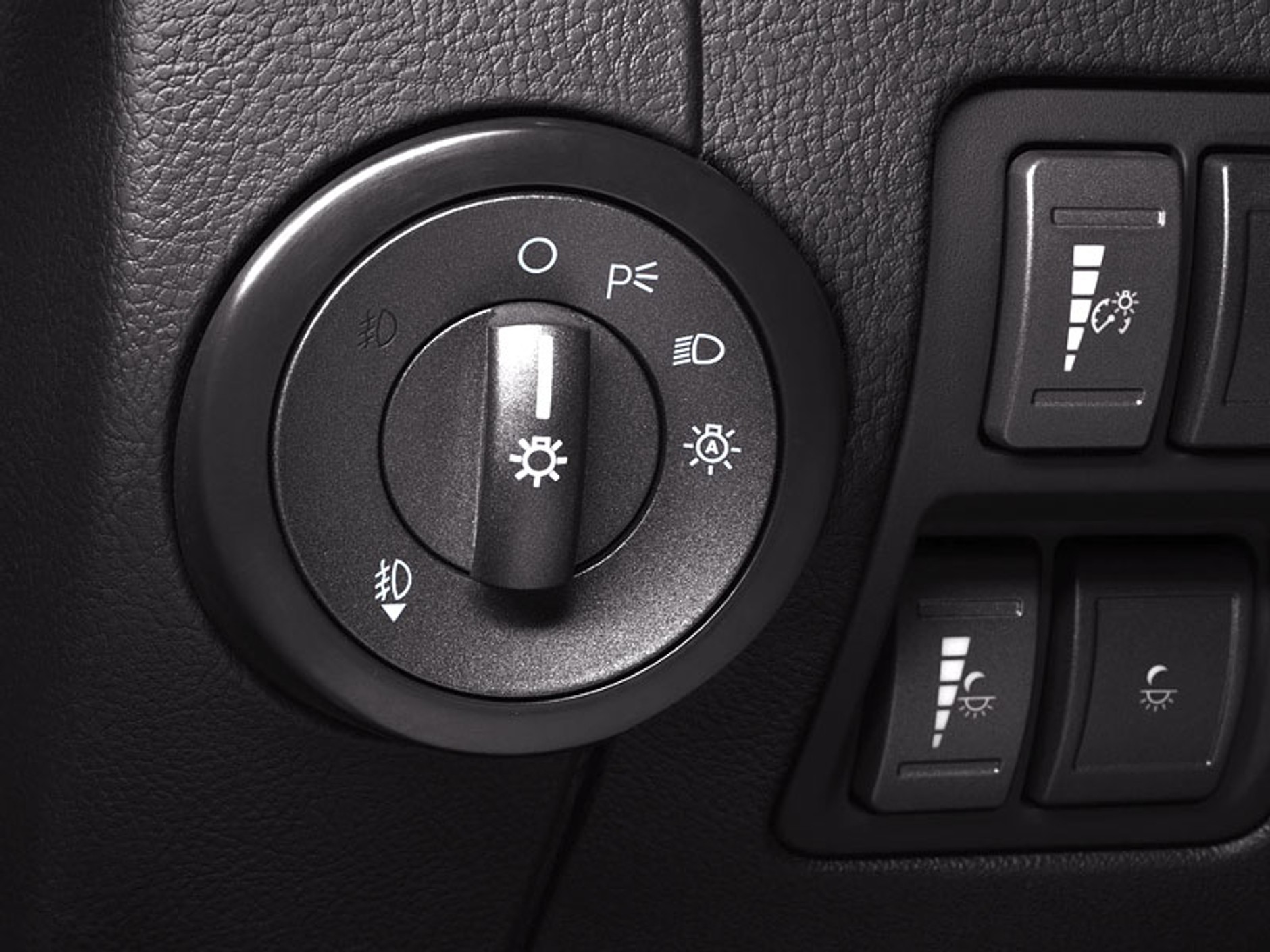 Los Angeles 2008: Lincoln MKZ - modernizacja najmniejszgo modelu