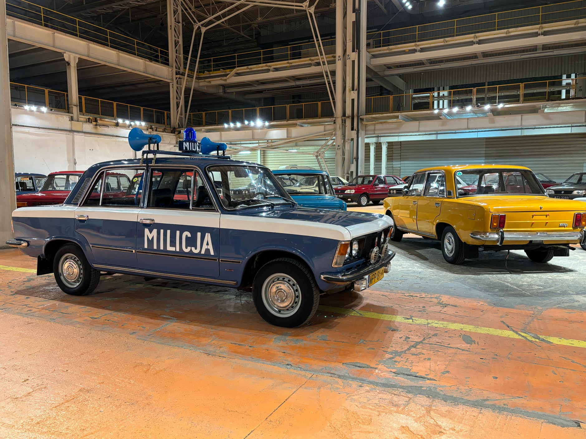 Wystawa w dawnej fabryce FSO